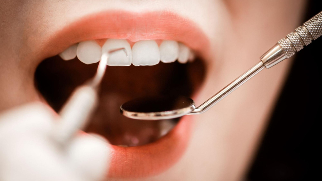 A Woman Having A Dental Emergency